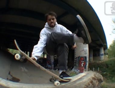 Death Skateboards TV 'Urbside'