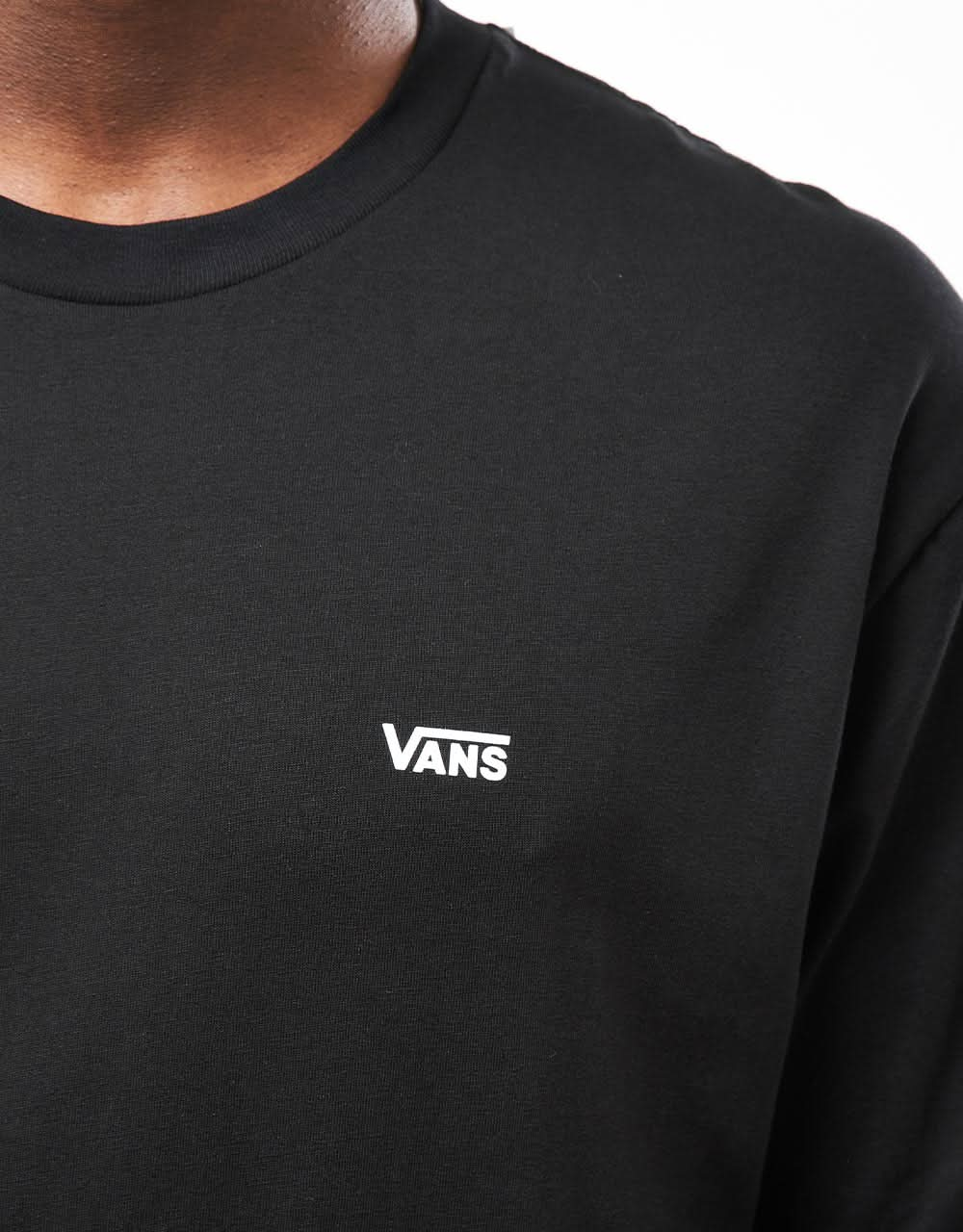 Vans T-Shirt mit Logo auf der linken Brust – Schwarz