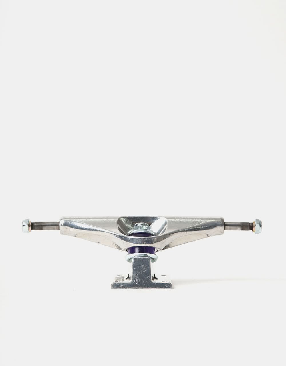 Venture 5.8 High Skateboard Trucks (Pair)