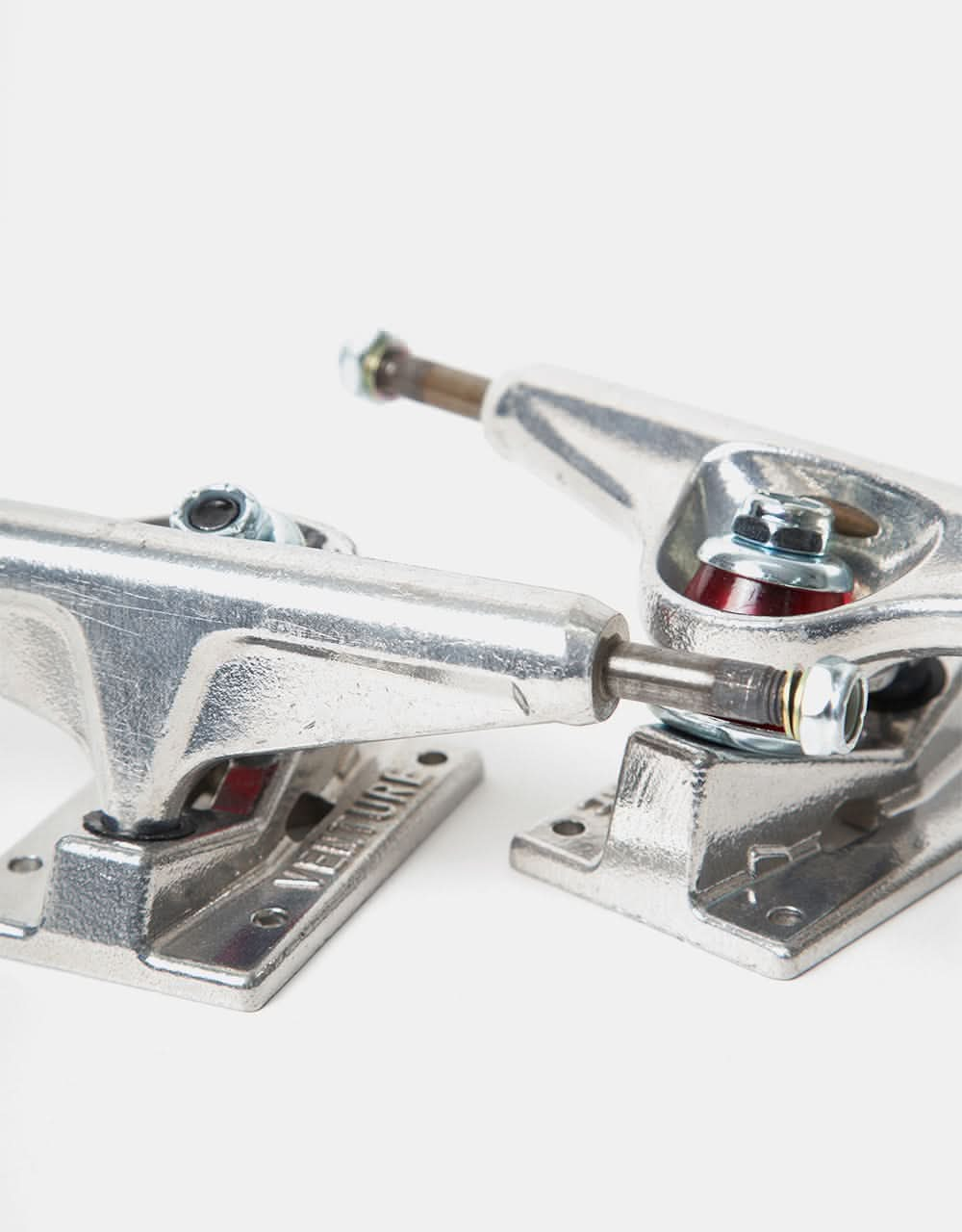 Venture 5.2 Low Skateboard Trucks (Pair)