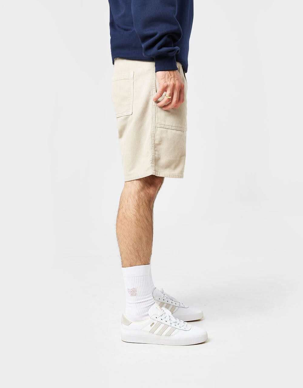 Route One klassische Cordshorts – Khaki