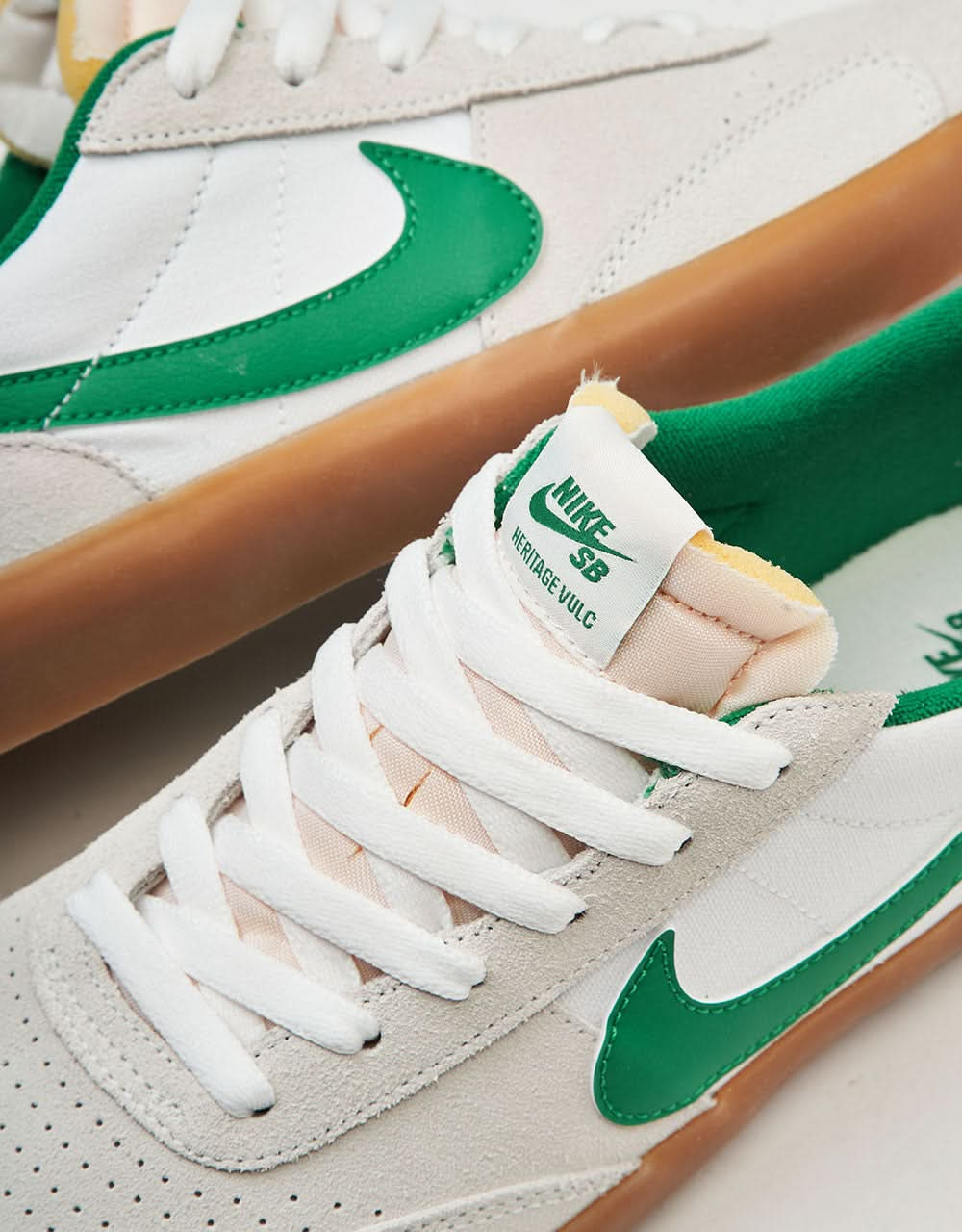 Nike SB Heritage Vulc Skateschuhe – Summit White/Lucky Green-White