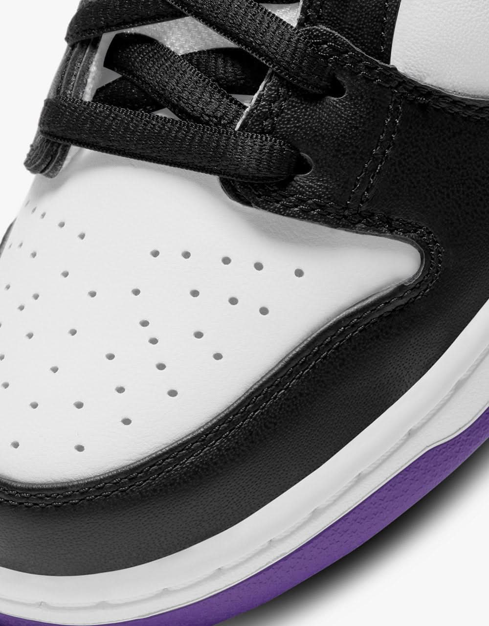 Nike SB Dunk Low Pro Skateschuhe – Court Purple/Schwarz-Weiß-Court Purple