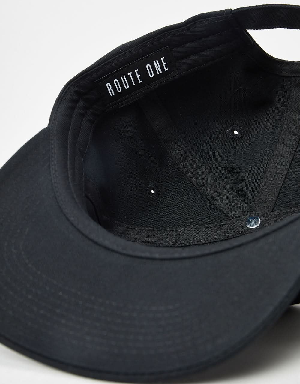 Casquette Route One 6 Panel (Non structurée) - Noir