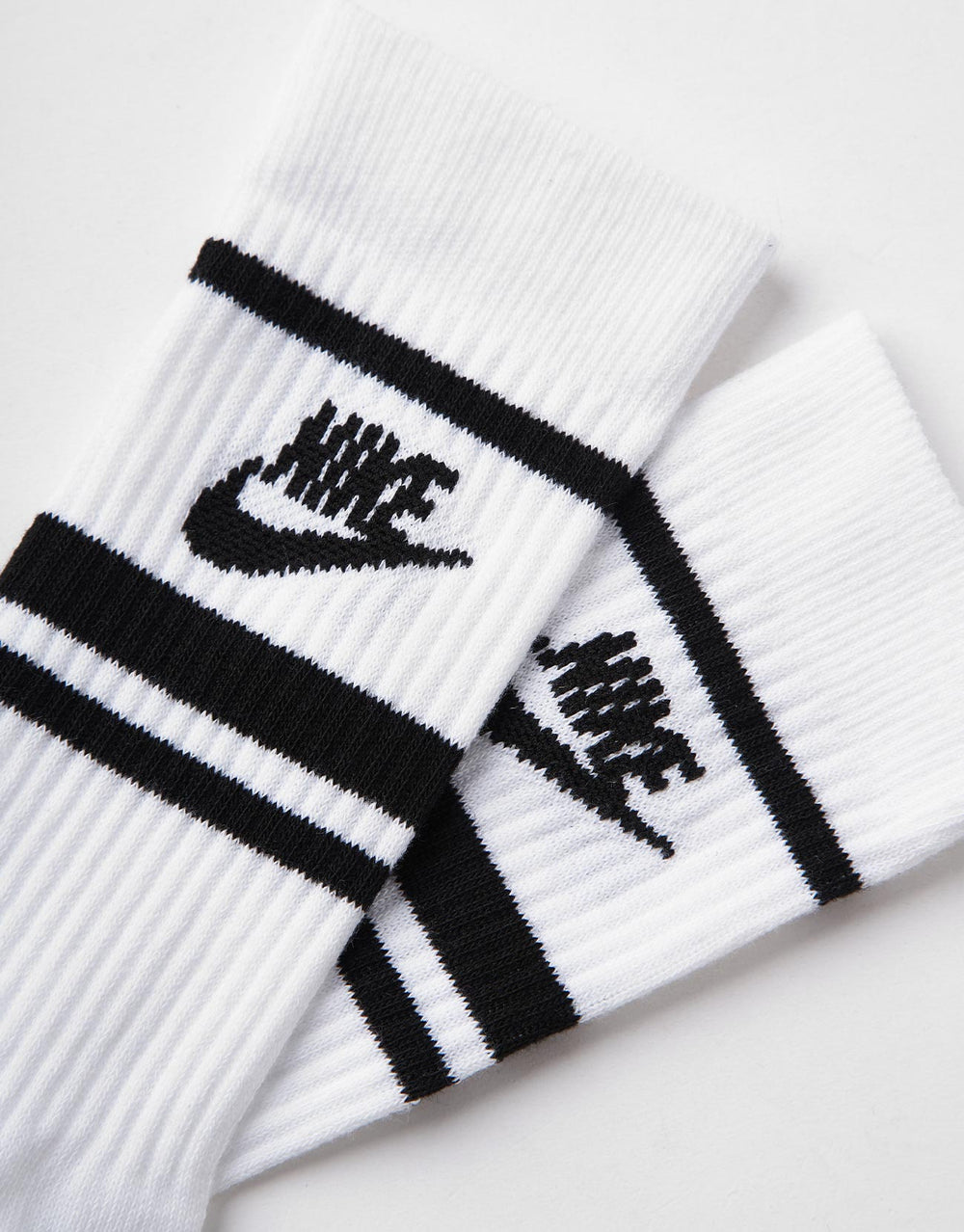 Nike Sportswear Everyday Essential 3 Pack Socks - White/Black/Black