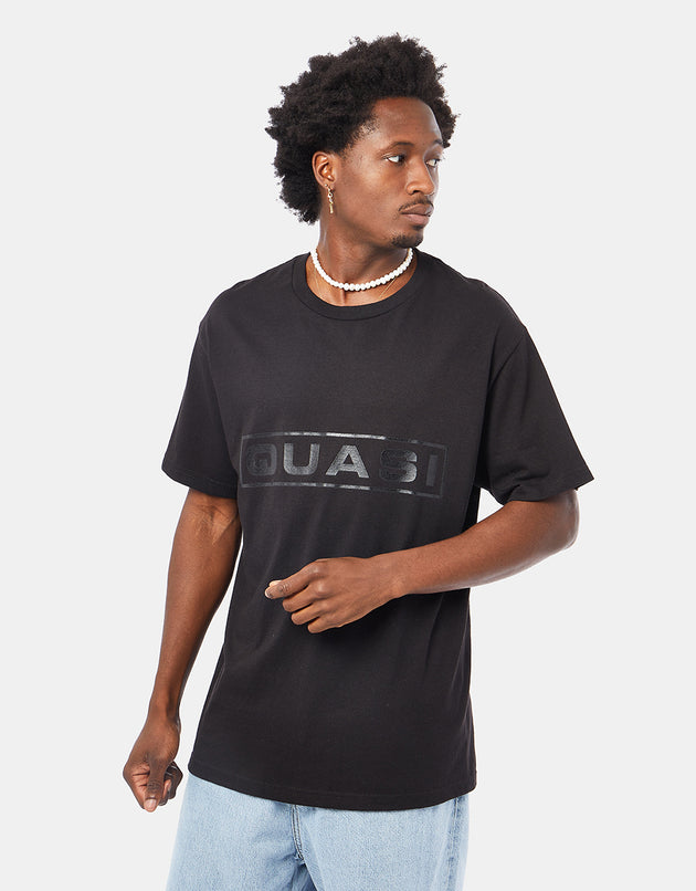 Quasi Bar Logo T-Shirt – Schwarz