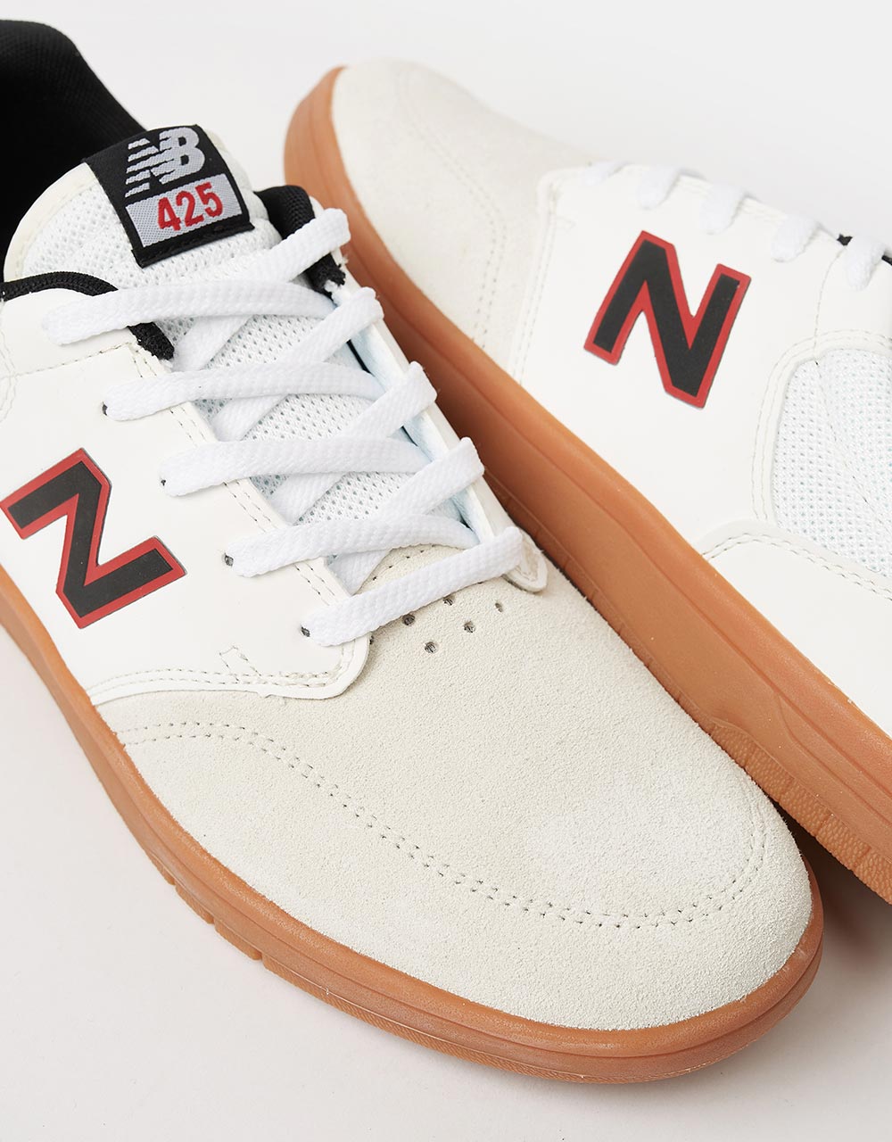 New Balance Numeric 425 Skate Shoes - White/Gum