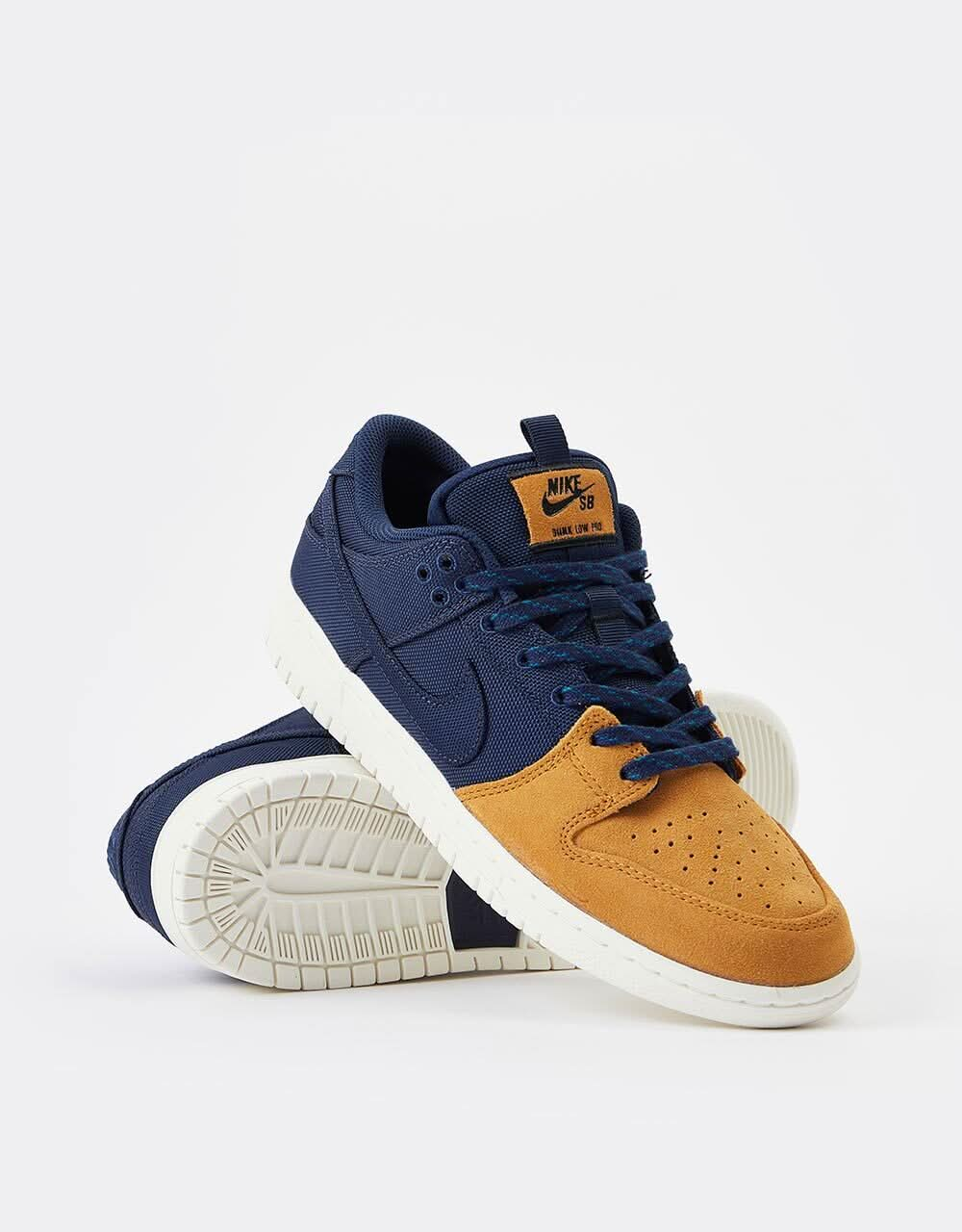 Scarpe da skate Nike SB Dunk Low Pro Premium - Midnight Navy/Midnight Navy-Desert