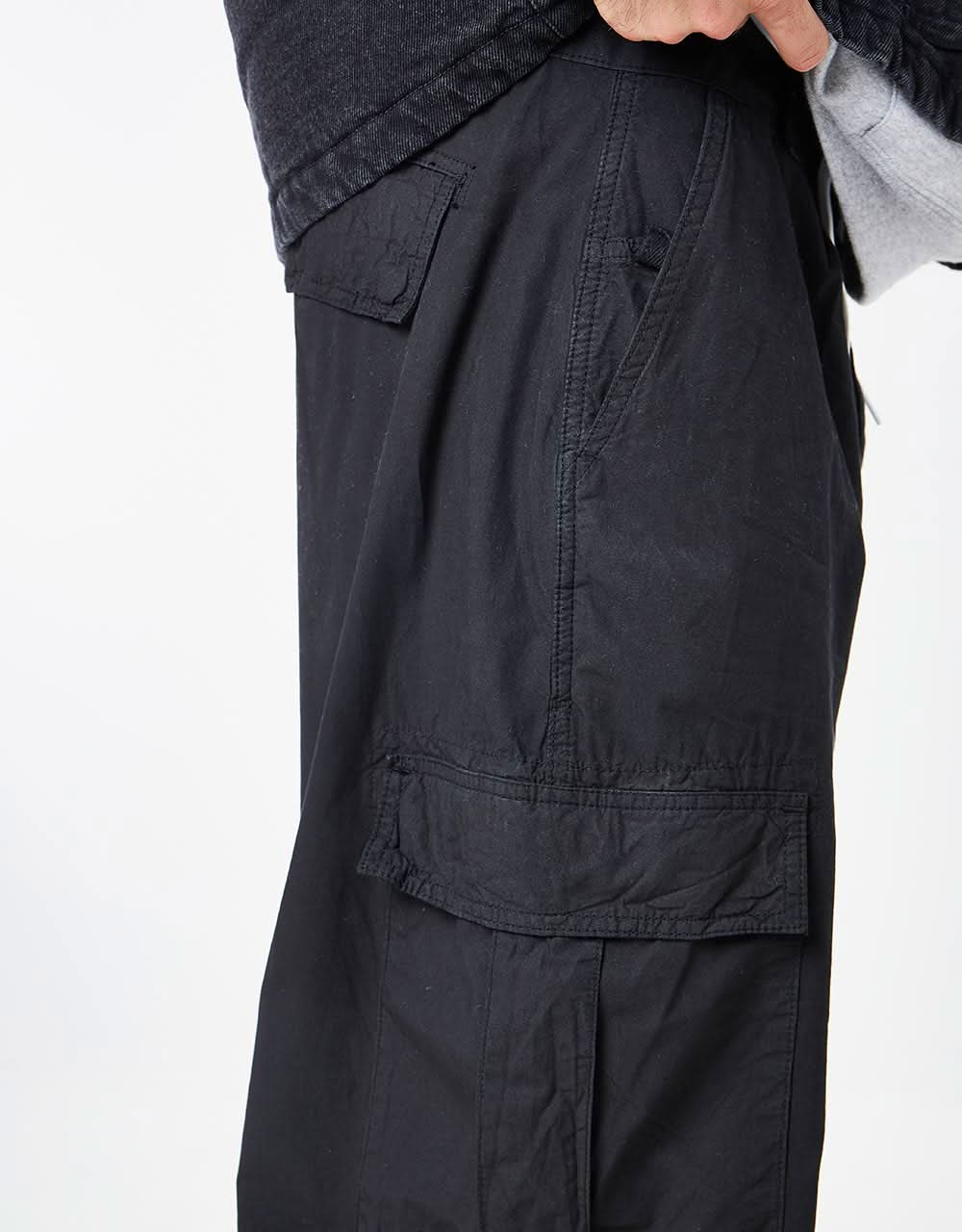 Route One Super Baggy Cargohose – Schwarz