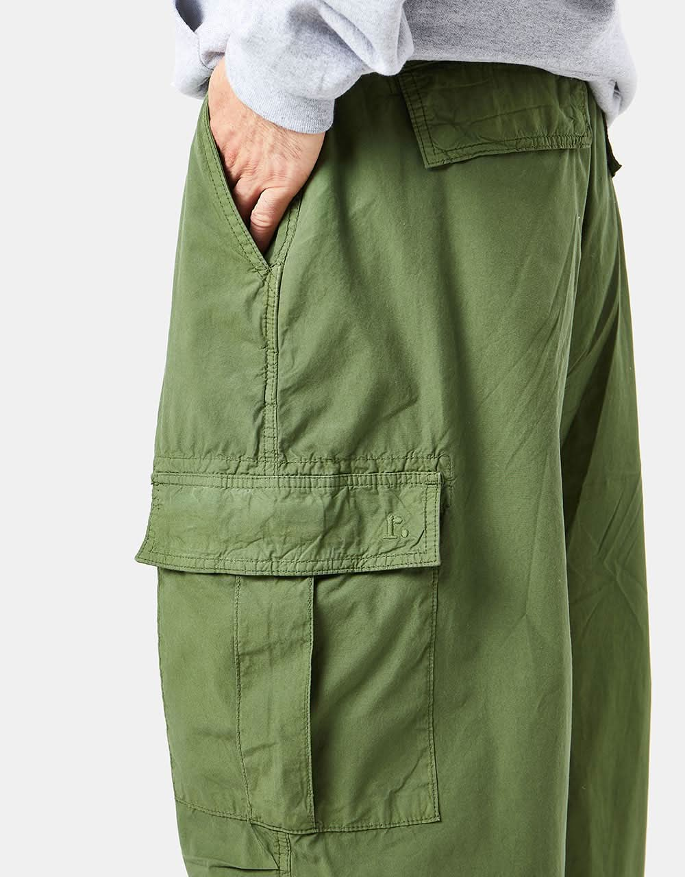 Pantaloni cargo super larghi Route One - Cipresso