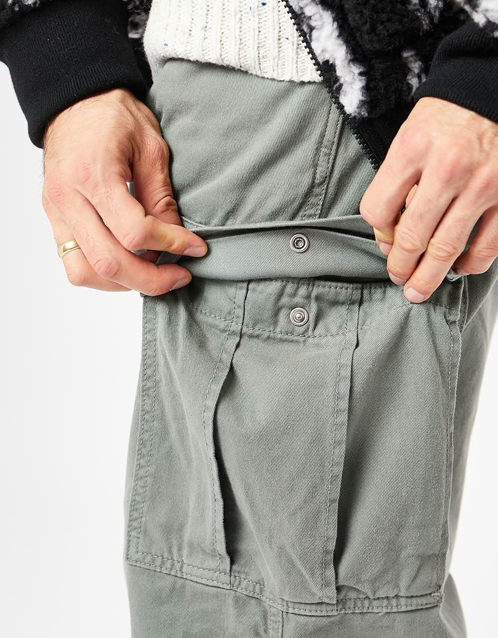 Carhartt WIP Cole Cargo Pant - Smoke Green (Garment Dyed)