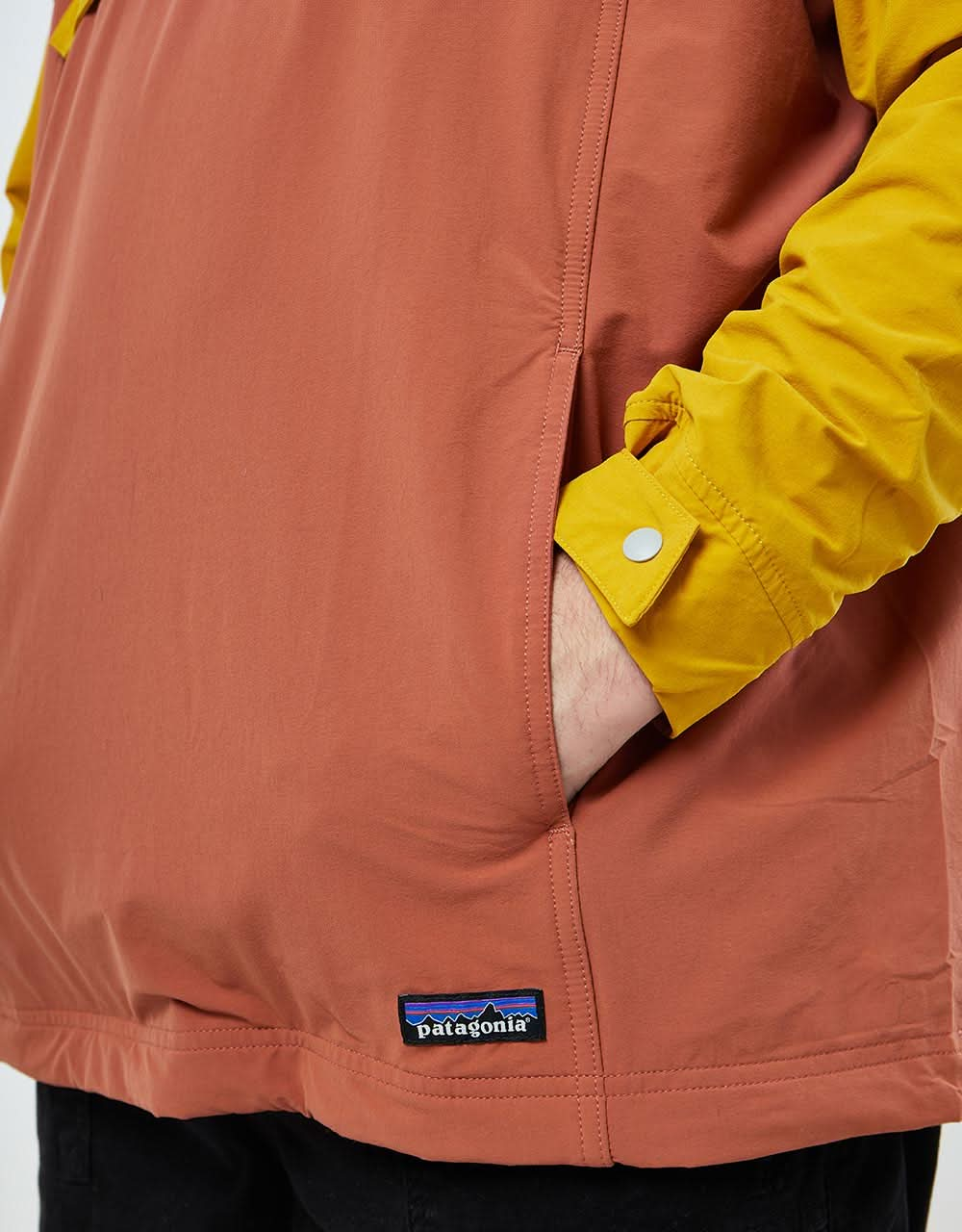 Patagonia Isthmus Anorak - Loupe Rouge