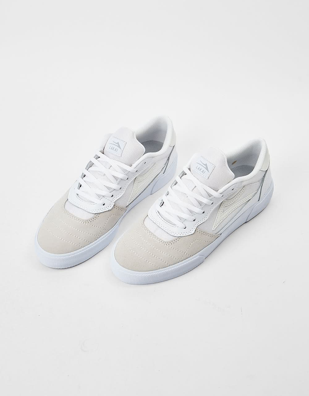 Chaussures de skate Lakai Cambridge - Blanc/Suède réfléchissant