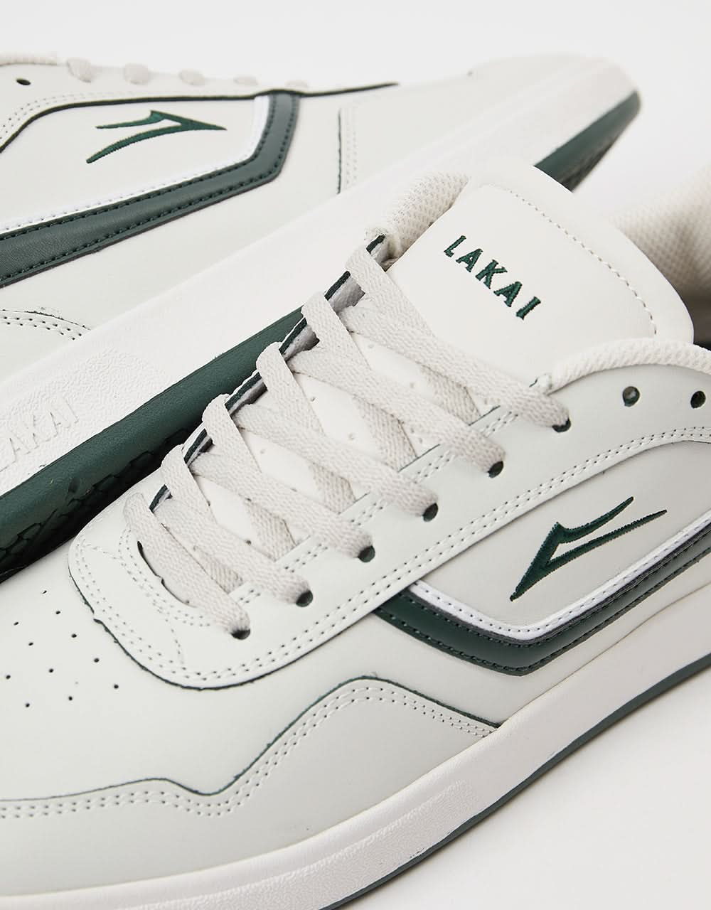 Chaussures de skate Lakai Terrace - Cuir crème/pin