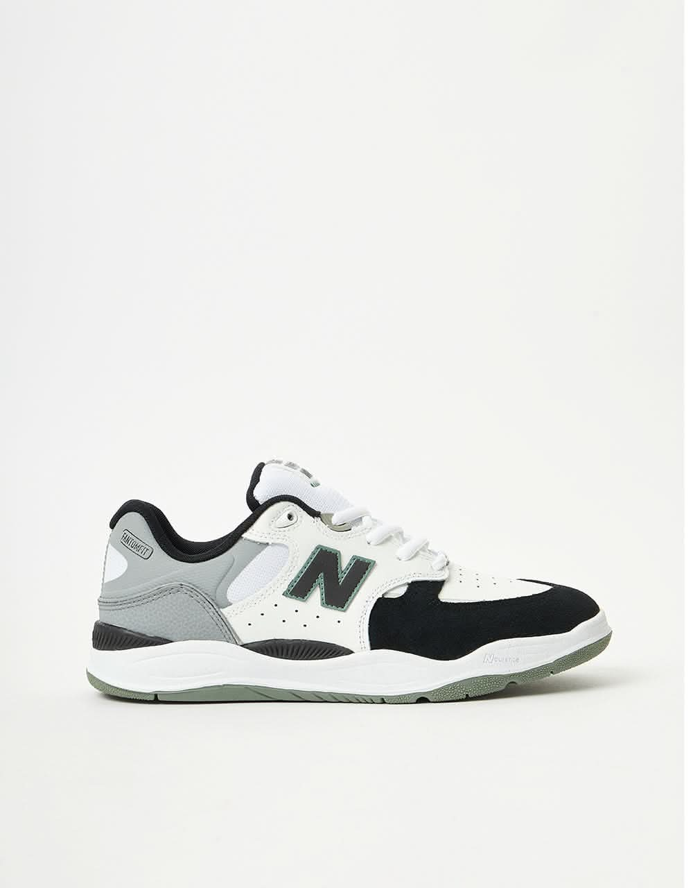 New Balance Numeric 1010 Skate Shoes - White/Black