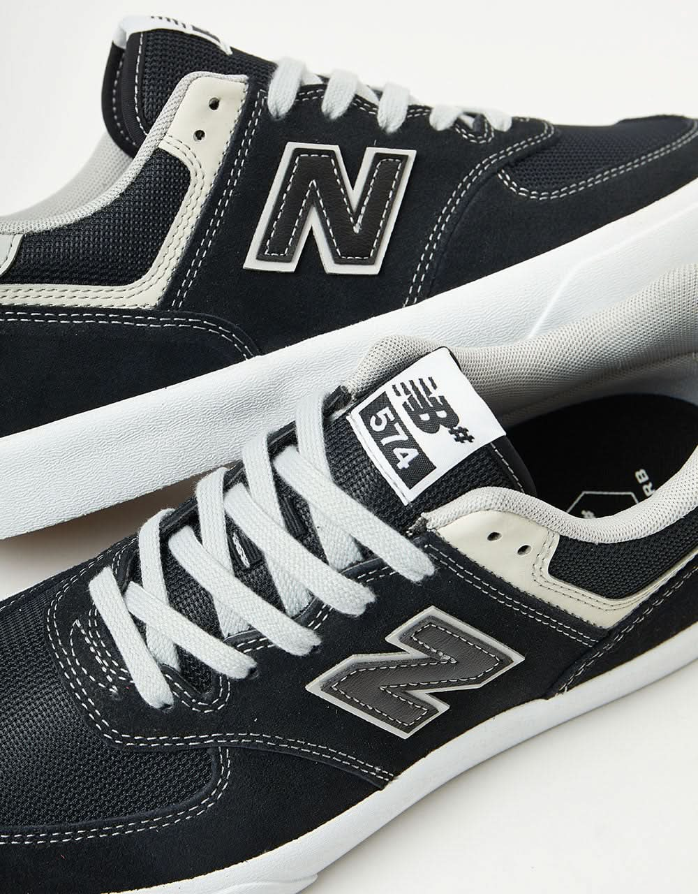 Scarpe da skate New Balance Numeric 574 - Nero/Grigio