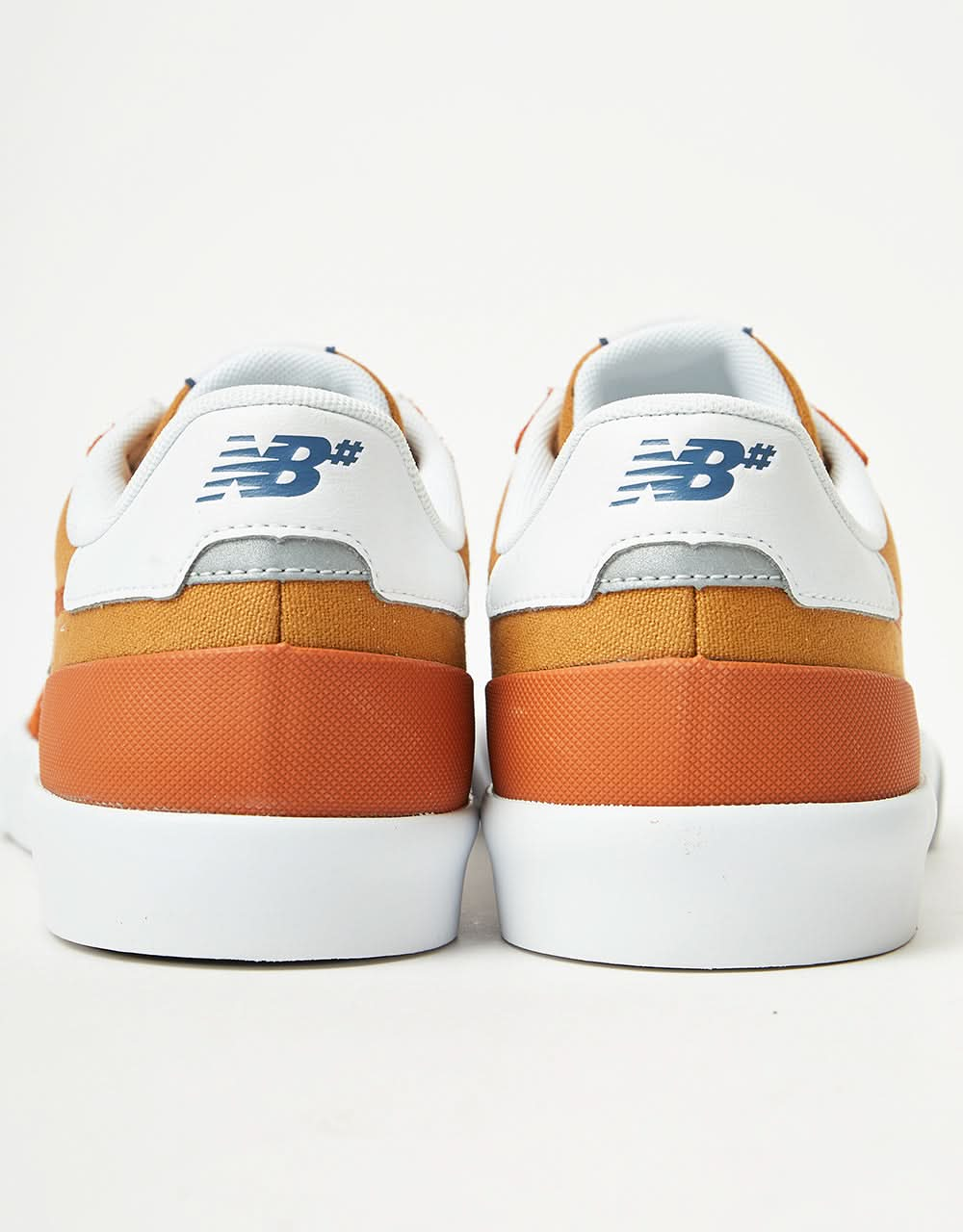 Chaussures de skate New Balance Numeric 272 - Rouille/Blanc