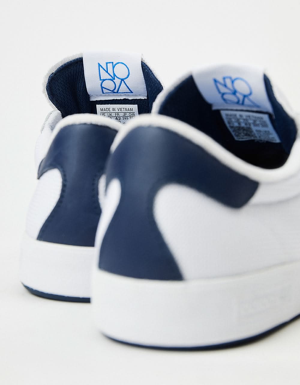 adidas Nora Skateschuhe – Weiß/Kreideweiß/Collegiate Navy