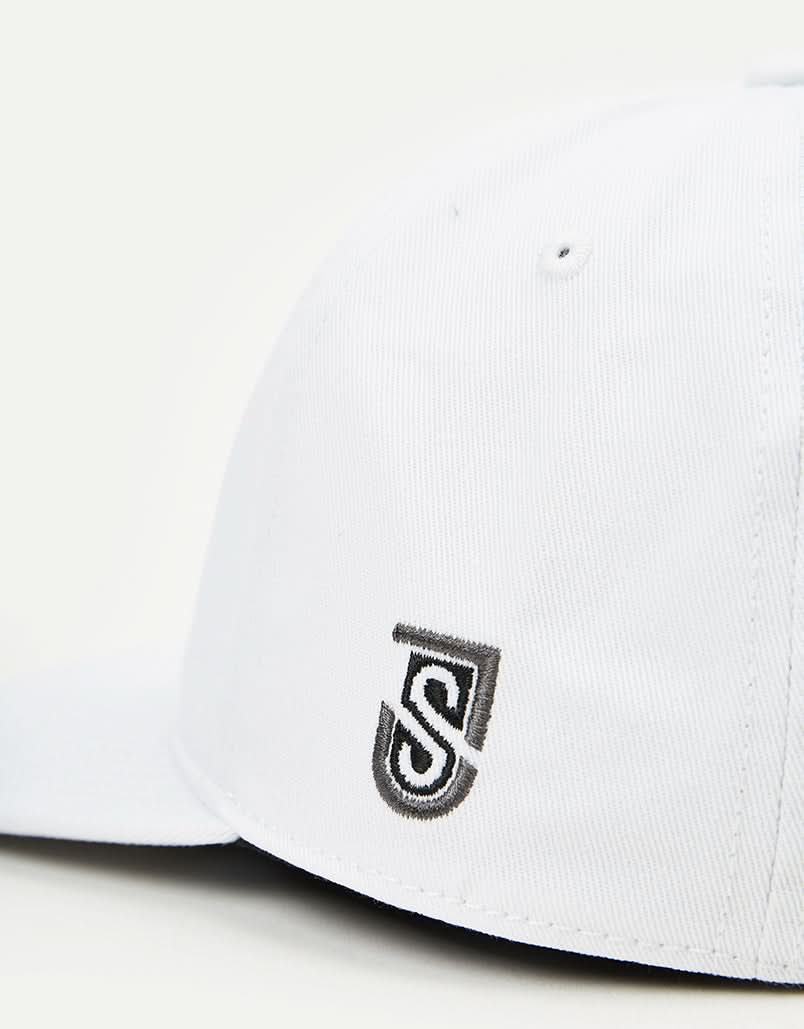 Gorra DC x John Shanahan - Blanco