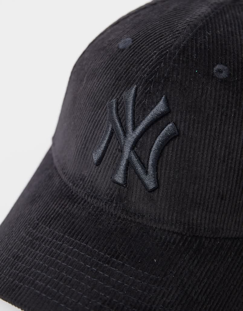 New Era 9Forty® New York Yankees Cord Cap - Black/Black