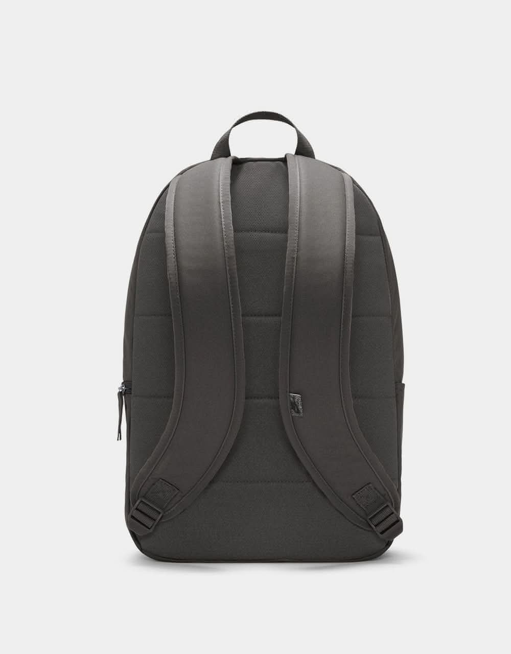 Nike SB Heritage Backpack - Medium Ash/Black