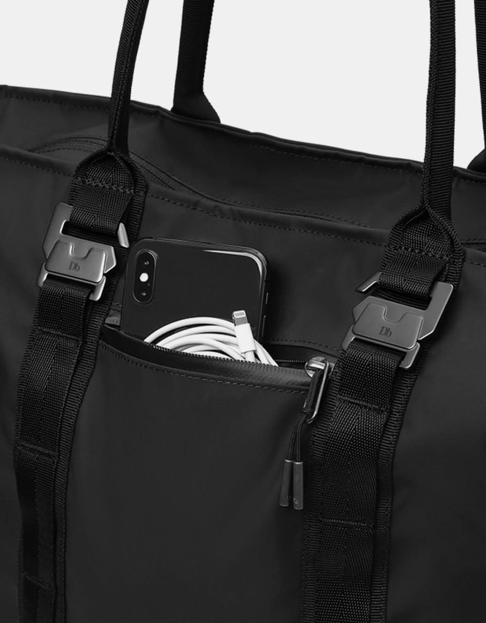 Db Essential 25L Tote Bag - Black Out