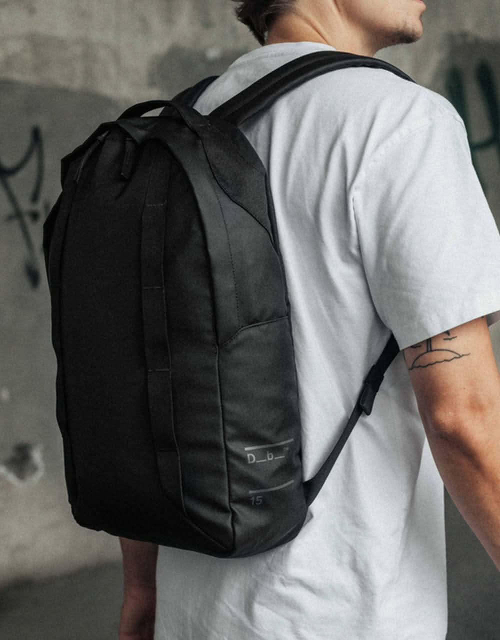 Db Skateboarding Essential 15L Backpack - Black Out