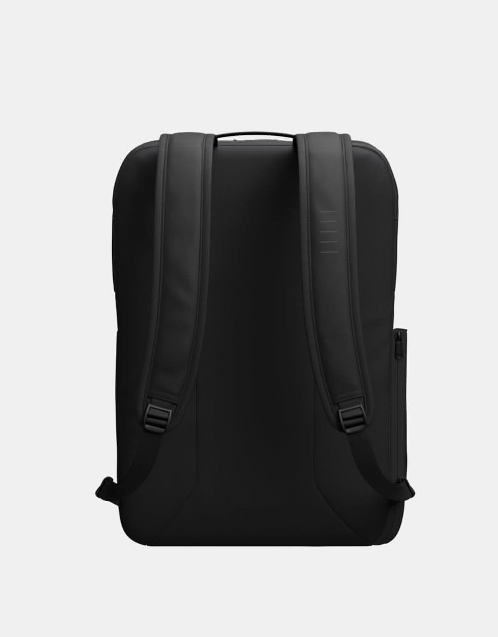 Db Skateboarding 20L Daypack - Black Out