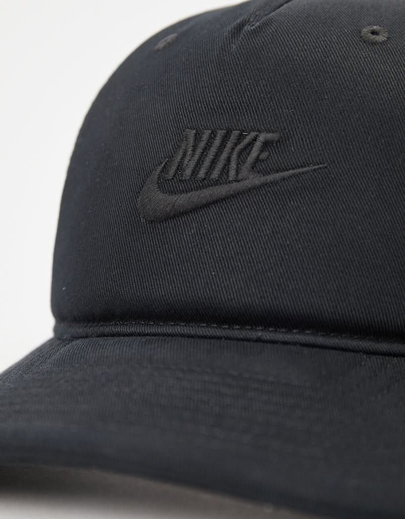 Nike SB Futura Rise Trucker Cap - Black/Black/Black