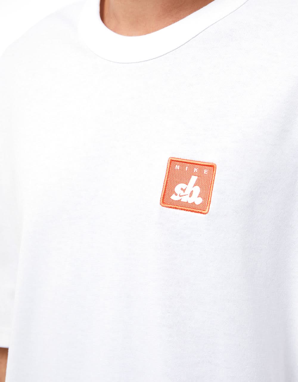 Nike SB Camiseta con parche bordado - Blanco