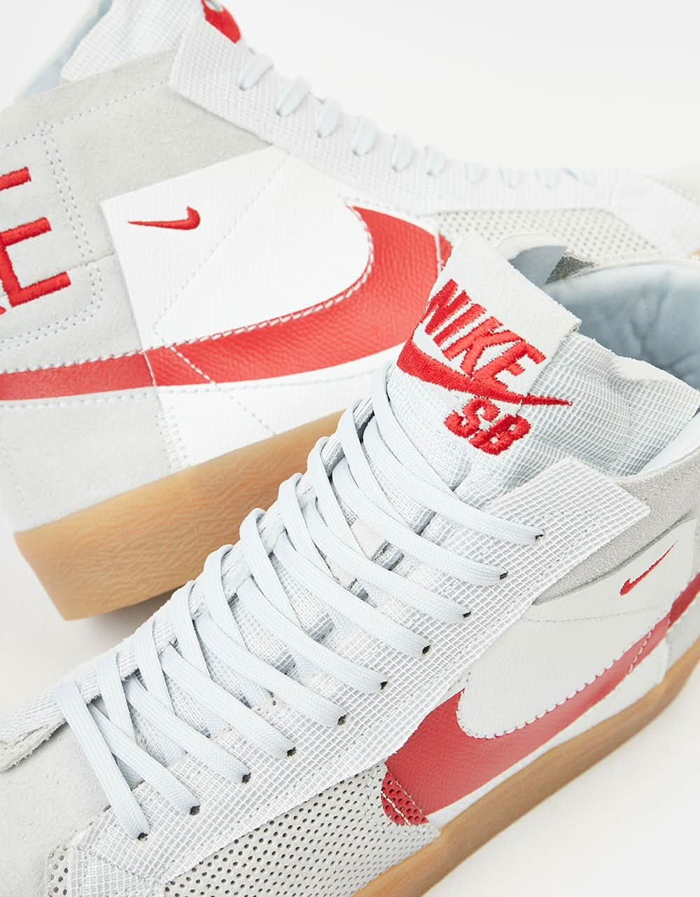 Scarpe da skate Nike SB Zoom Blazer Mid Premium - Bianco Summit/Rosso Univ-Platino Puro-Bianco Summit-Giallo Gomma