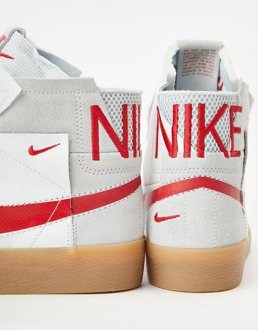 Nike SB Zoom Blazer Mid Premium Chaussures de skate - Blanc sommet/Rouge Univ-Pure Platine-Blanc sommet-Jaune gomme