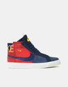 Nike SB Zoom Blazer Mid Premium Chaussures de skate - Rouge Univ/Midnight Navy-Univ Gold-Summit Blanc-Noir