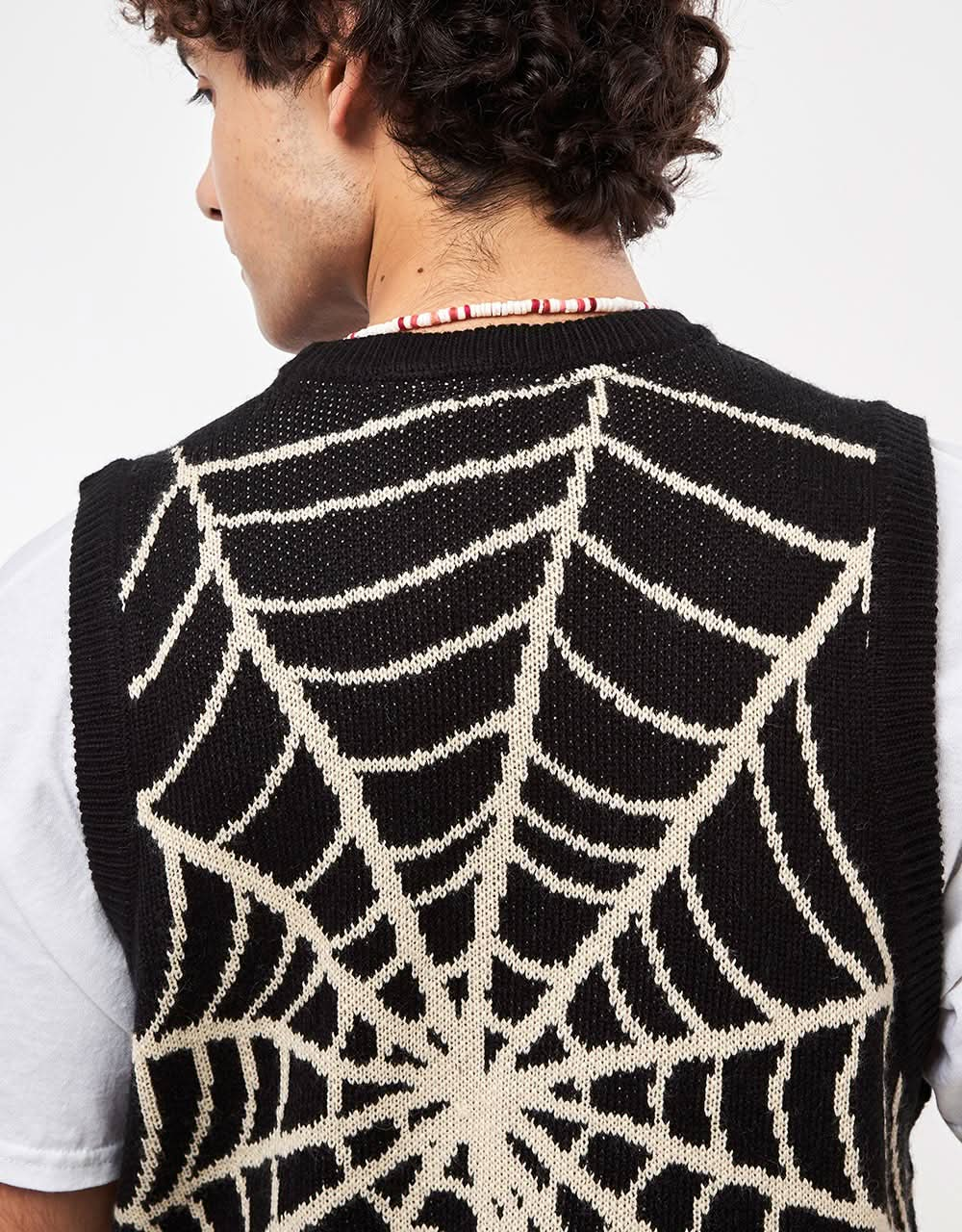 Route One Spiderweb Strickweste – Schwarz