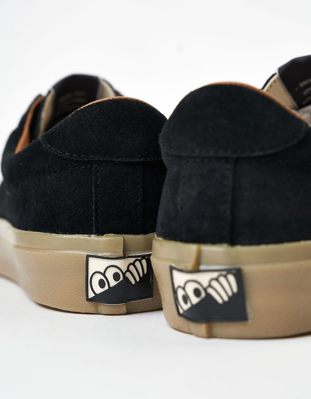 Last Resort AB VM001 Suede Lo Skate Shoes - Black/Gum