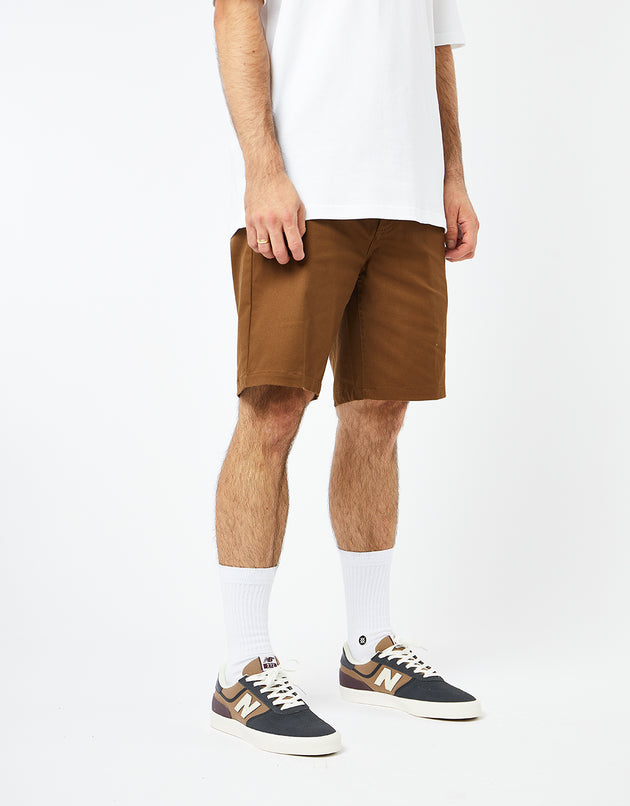 Brixton Choice 19" Chino-Shorts – Dark Earth