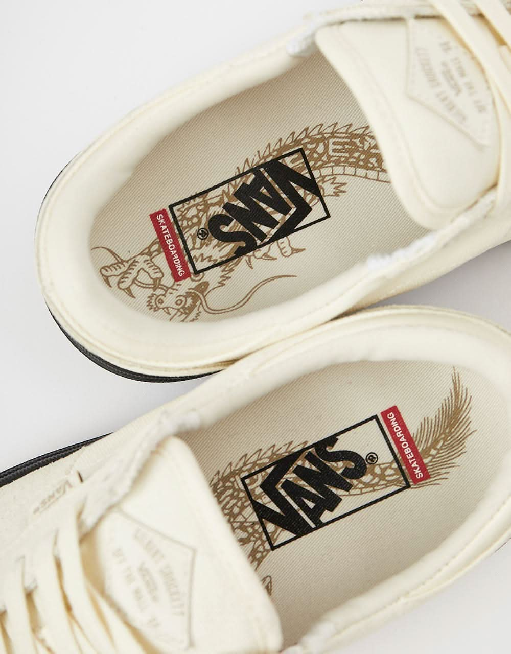 Vans Gilbert Crockett Skate Shoes - Antique White/Black