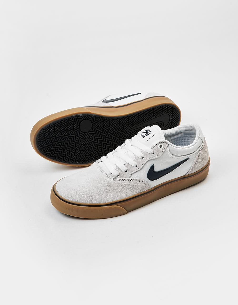 Nike SB Chron 2 Skateschuhe – Weiß/Obsidian-Weiß-Gummibraun-Schwarz