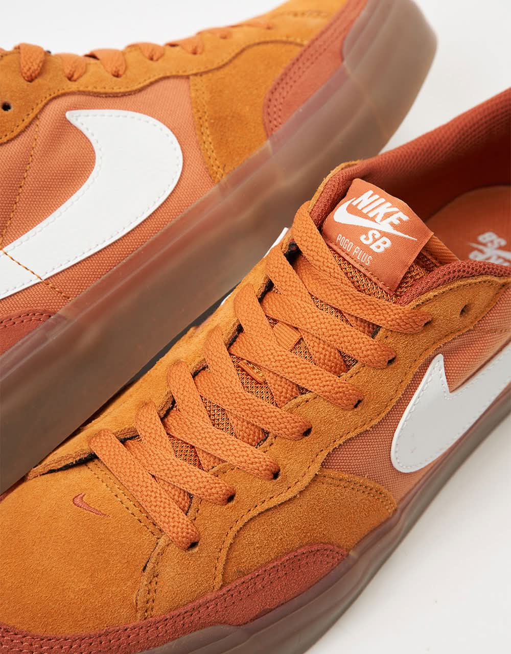 Nike SB Zoom Pogo Plus Chaussures de skate - Monarch/Summit Blanc-Burnt Sunrise-Gum Lt Marron