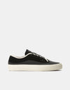 Zapatos de skate Globe Gillette - Negro/Negro/Crema