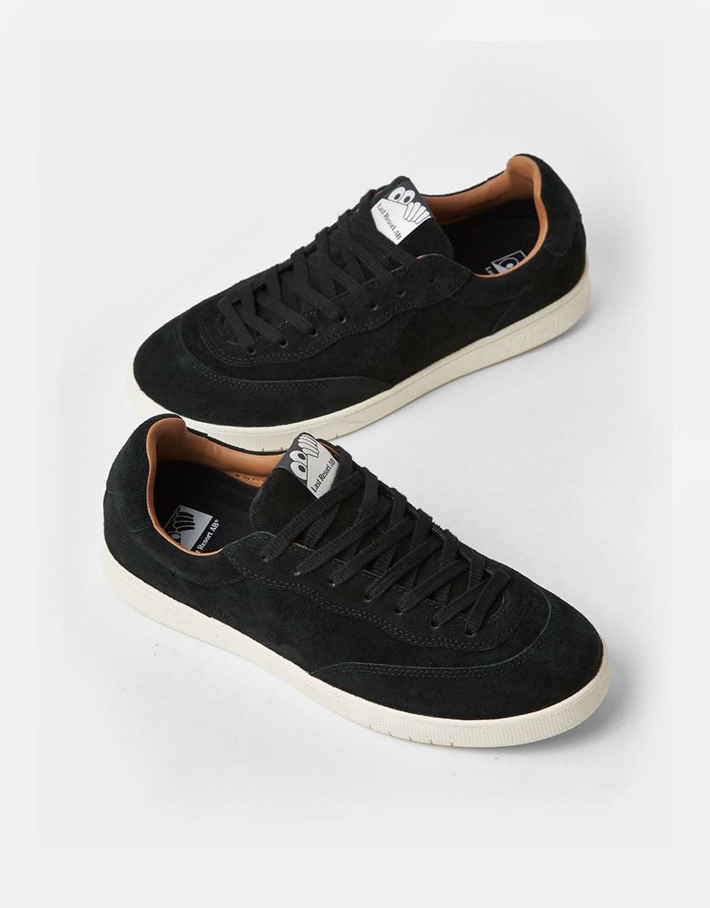 Last Resort AB CM001 Lo Suede Skate Shoes - Black/White