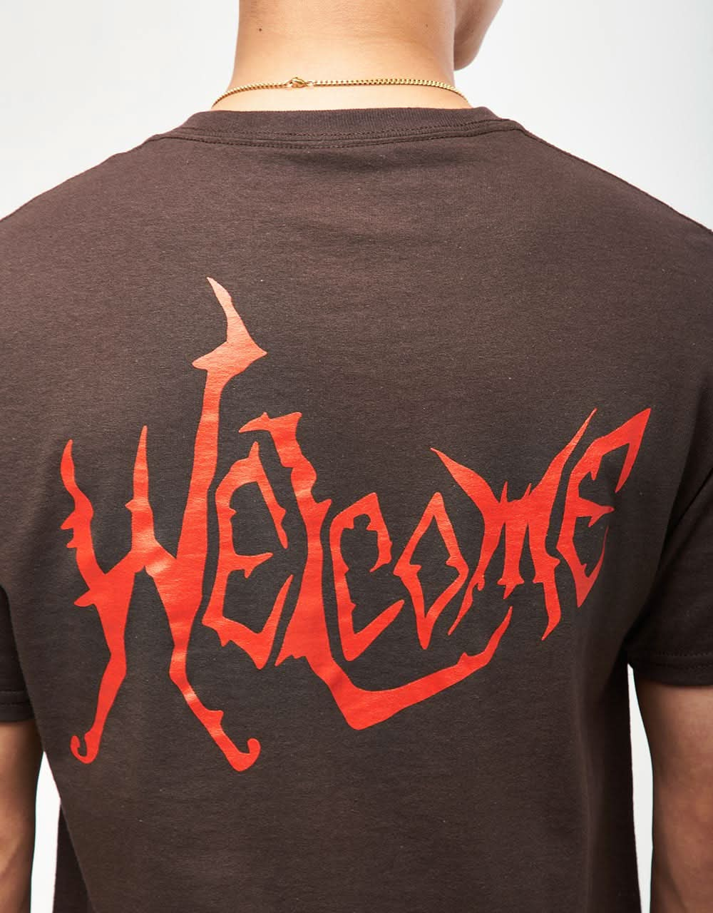 Camiseta Welcome Twin Spine - Chocolate oscuro