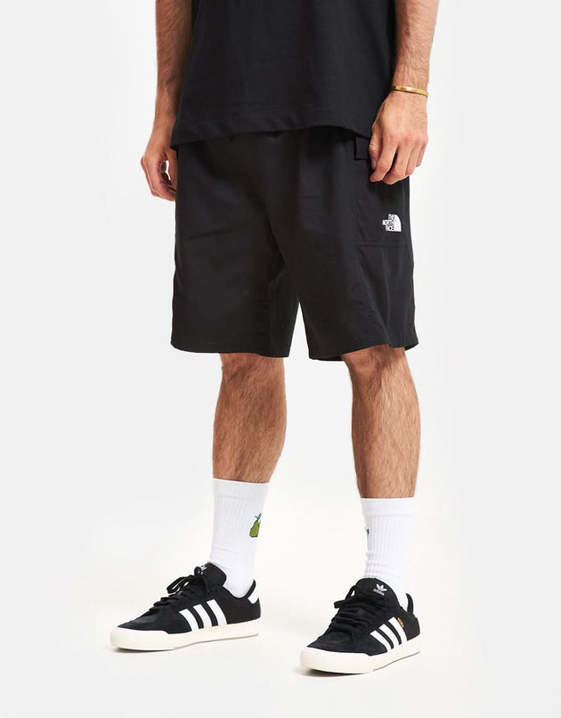 The North Face Pocket Short – TNF Schwarz