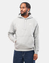 Nike Club Pullover Hoodie – Dark Heather Grey Heather/Weiß