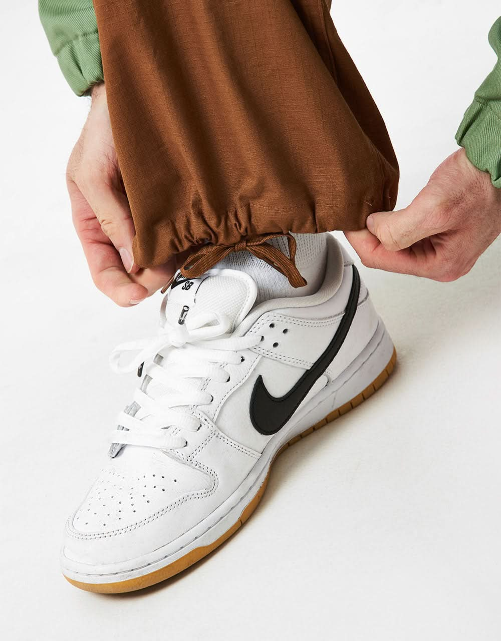 Pantaloni Nike SB Kearny Cargo - Marrone chiaro britannico