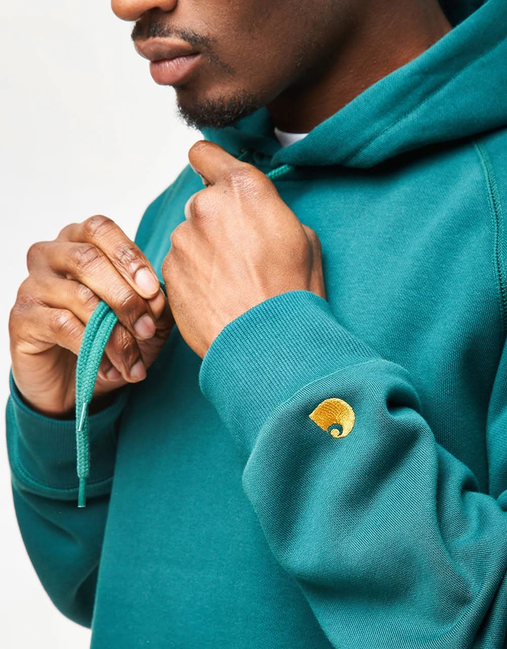 Carhartt WIP Chase Sweatshirt mit Kapuze – Kerbel/Gold