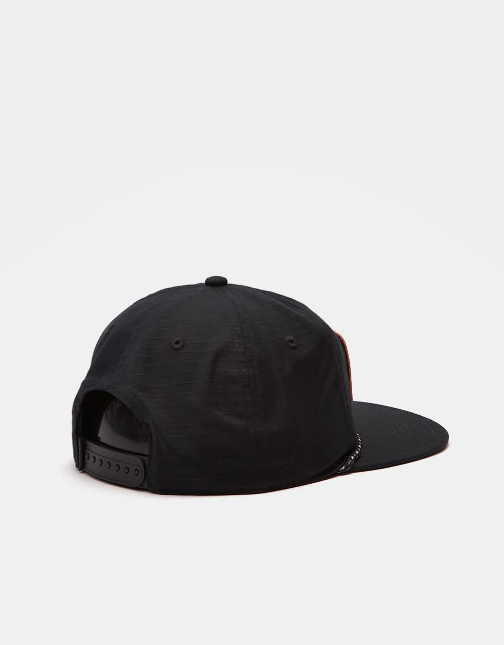 Gorra Columbia Ratchet Strap™ Snapback - Negro/Pez Oeste