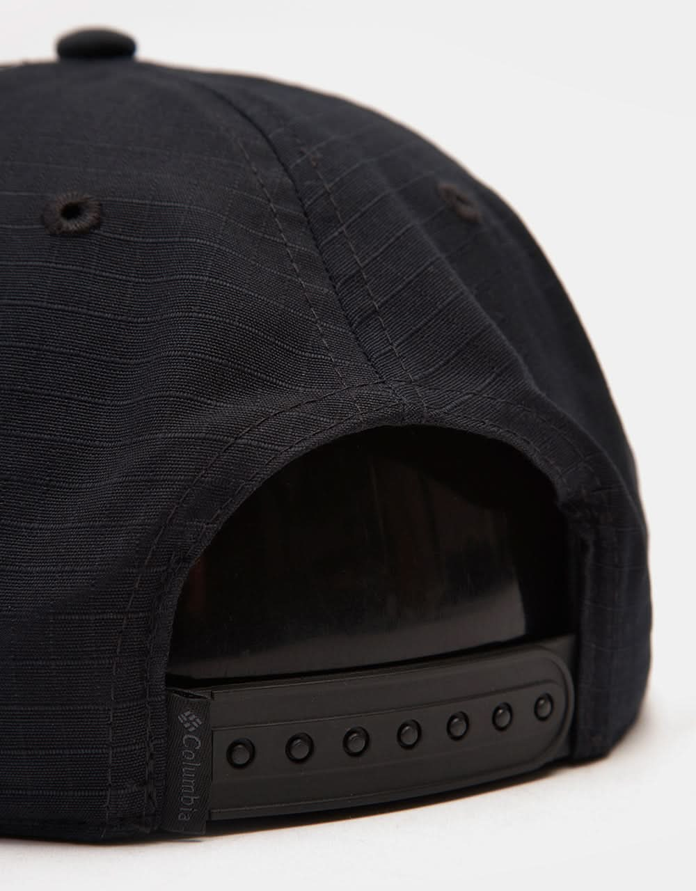 Gorra Columbia Ratchet Strap™ Snapback - Negro/Pez Oeste