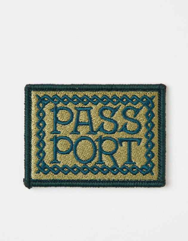 Toppa con logo Pass Port Invasive - Verde