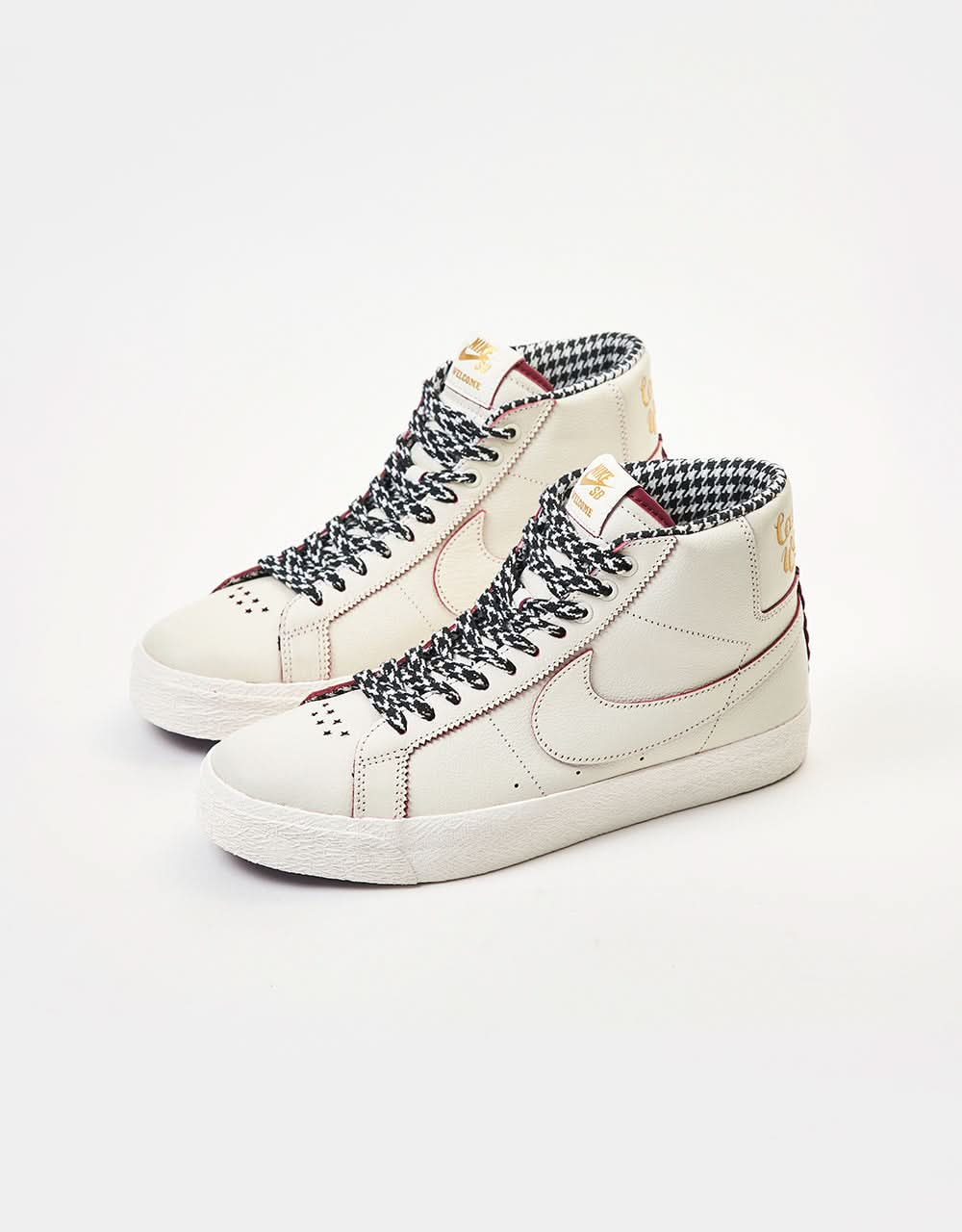 Nike SB 'Welcome Madrid' Zoom Blazer Mid QS zapatos de skate - Vela/Remolacha oscura-Blanco